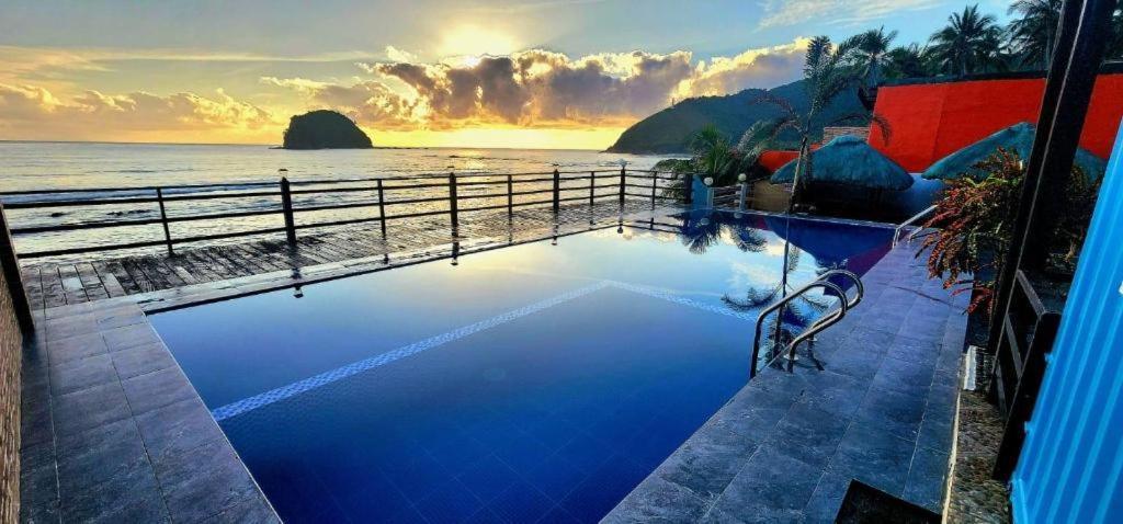 Aura Marina Sands Beach Resort Балер Екстер'єр фото